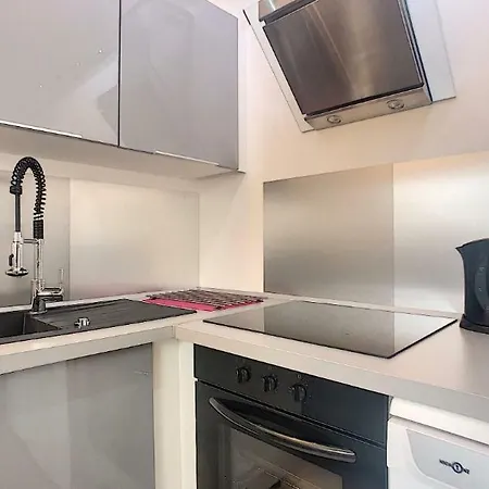 Nice Studio With Mezzanine For 4 People In Center Appartement Cannes